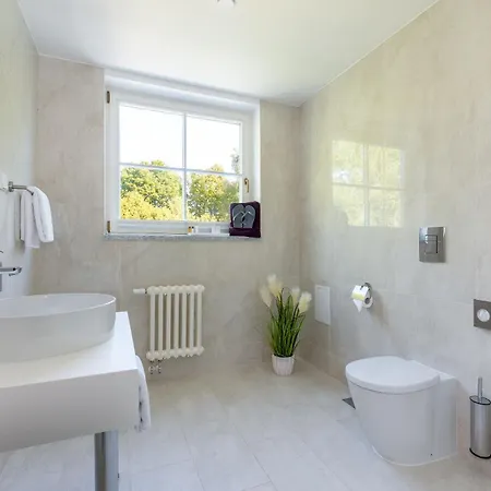 The Manor Sports & *