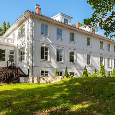 Hotel The Manor Sports & Torva