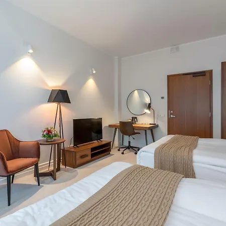 The Manor Sports & Hotel Torva