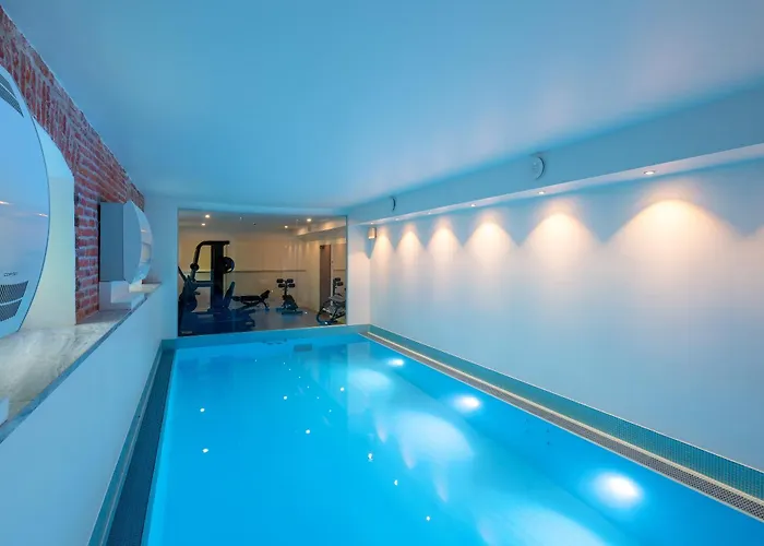 The Manor Sports & * Torva