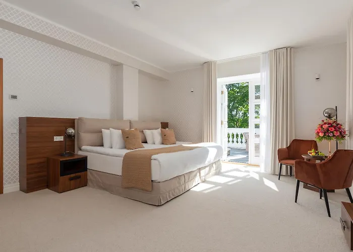 The Manor Sports & * Torva