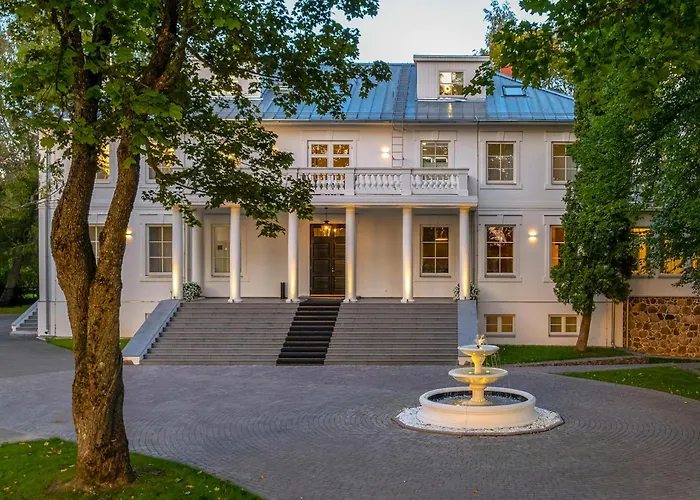 The Manor Sports & Hotel