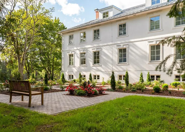 Hotel The Manor Sports & Torva