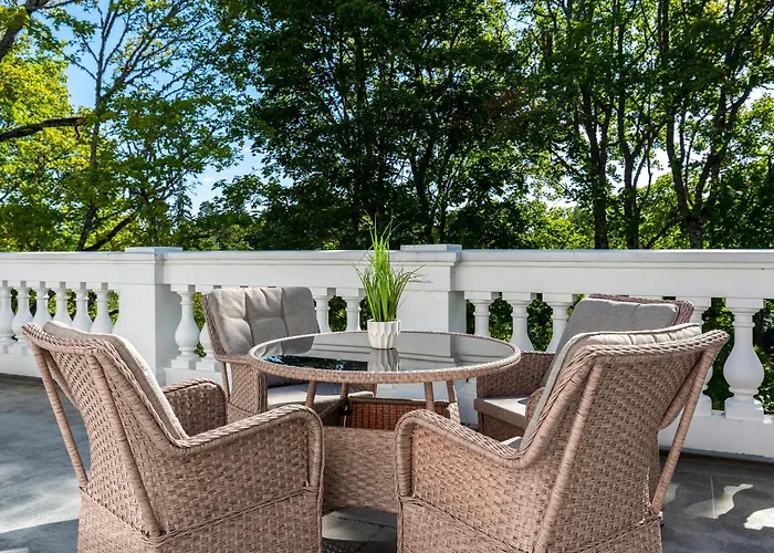 The Manor Sports & Hotel *