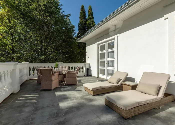 Hotel The Manor Sports & Torva