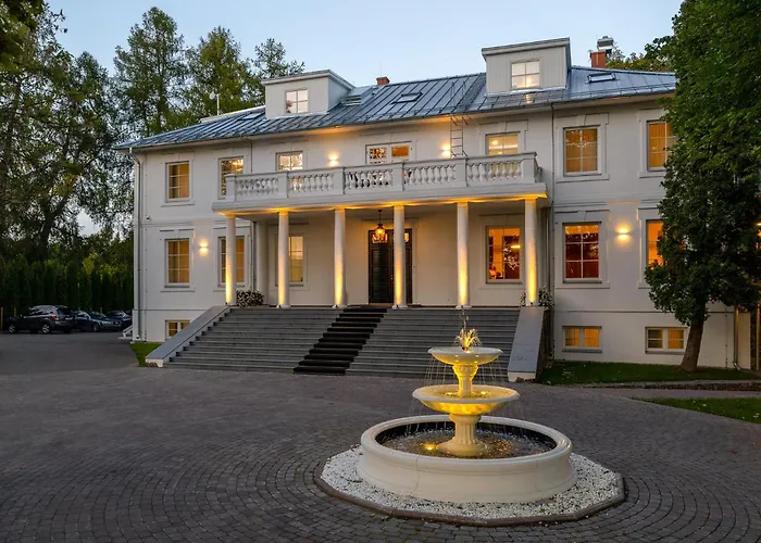 Hotel The Manor Sports &